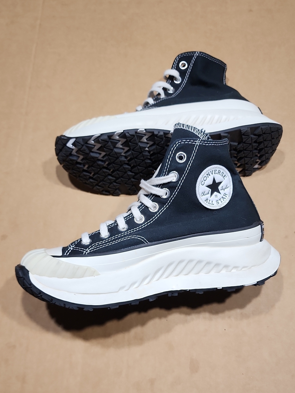 Converse Chuck 70 AT-CX  Unisex Casual Platform Shoes W Sz 8.5 / M Sz 7